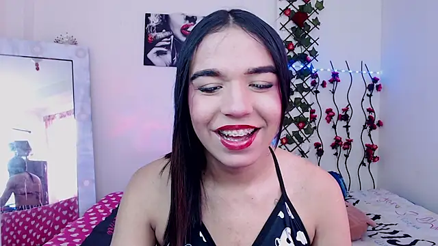 Candyy doll   online show from 04/15/26, 06:56