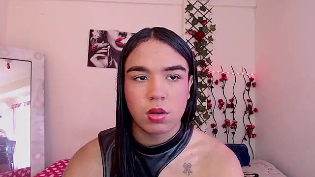 Candyy doll   online show from 04/16/26, 07:14