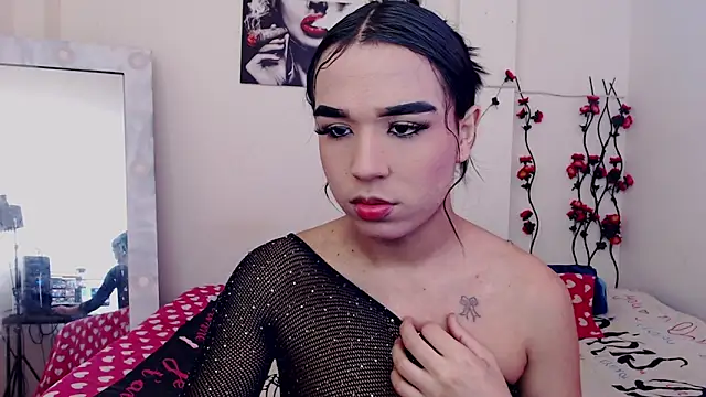 Candyy doll   online show from 04/20/26, 07:48