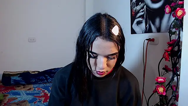 Candyy doll   online show from 05/15/26, 04:21