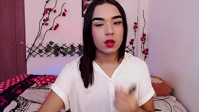 Candyy doll   online show from 04/23/26, 06:53