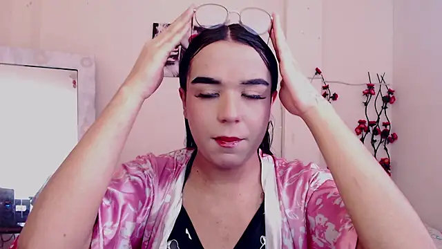 Candyy doll   online show from 04/21/26, 07:42