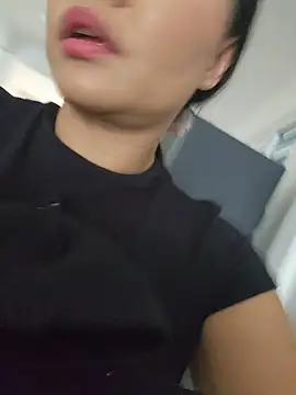 Pretty Julieta online show from 04/12/26, 09:18