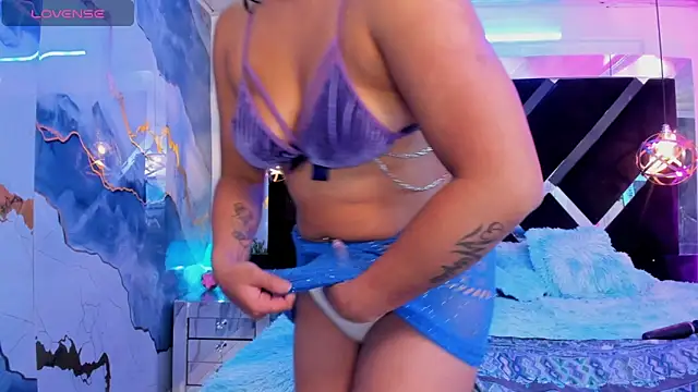 Snapshot of DulceBarbyeri chatting on 06/02/26, 01:00 DulceBarbyeri online show from 06/02/26, 01:00