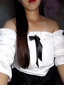 Fiona 2026 online show from 04/25/26, 02:03