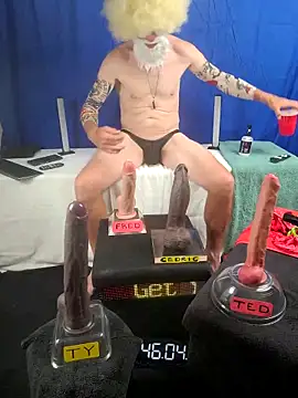 FantasyMan-BiWM online show from 04/15/26, 03:56