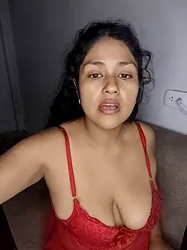 Snapshot of shantal1921 chatting on 03/30/26, 07:32 shantal1921 online show from 03/30/26, 07:32