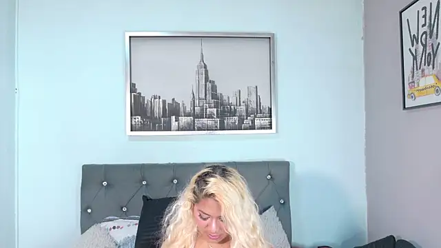 IvonnyBon gh online show from 05/28/26, 03:25