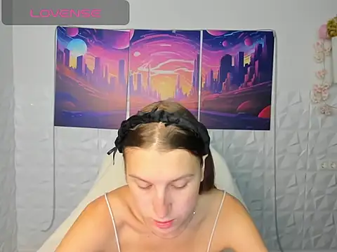 Xenia paradise online show from 06/10/26, 12:12
