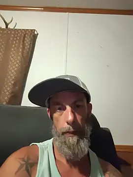 Hootie421 online show from 05/28/26, 03:25