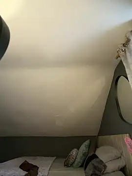 Saskia xx online show from 03/23/26, 04:18