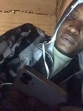 Snapshot of ZonkeBonkesexxy chatting on 04/15/26, 04:22 ZonkeBonkesexxy online show from 04/15/26, 04:22