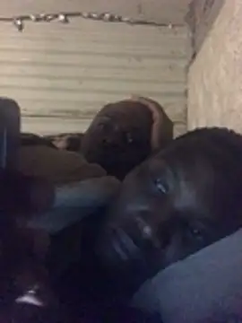 Snapshot of ZonkeBonkesexxy chatting on 04/16/26, 01:06 ZonkeBonkesexxy online show from 04/16/26, 01:06