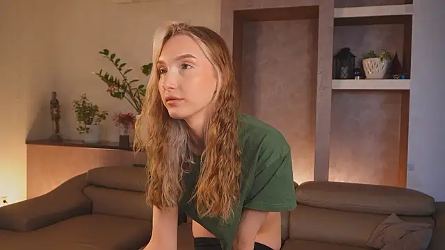 YvetteMilbrett online show from 03/11/26, 04:28