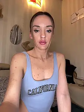 KatieCutieXooo online show from 03/10/26, 08:02
