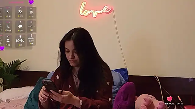 Snapshot of BellaWave chatting on 03/31/26, 05:04 BellaWave online show from 03/31/26, 05:04