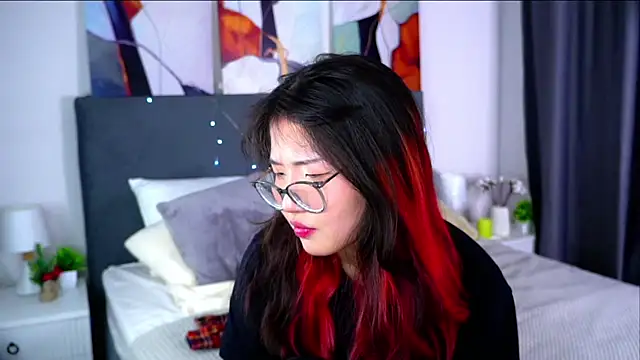 NelleMihalko online show from 04/04/26, 12:34