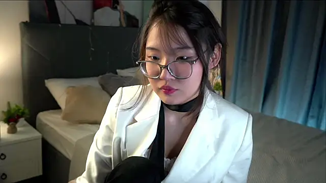 NelleMihalko online show from 04/02/26, 11:06