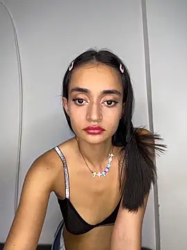 Snapshot of leilani_X chatting on 03/11/26, 01:32 leilani X online show from 03/11/26, 01:32