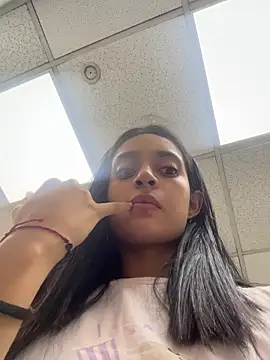 Snapshot of leilani_X chatting on 03/25/26, 10:58 leilani X online show from 03/25/26, 10:58