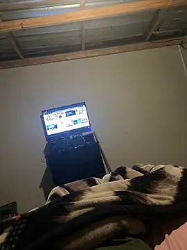 hoodgeee online show from 07/26/26, 05:09