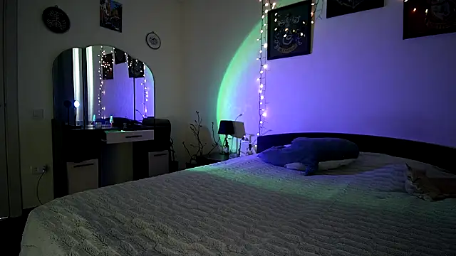 Milk shakeee online show from 03/30/26, 07:21