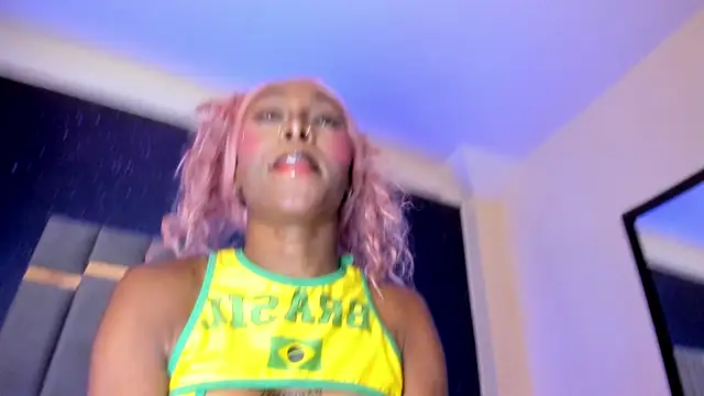 ChannelQueen online show from 06/11/26, 04:09