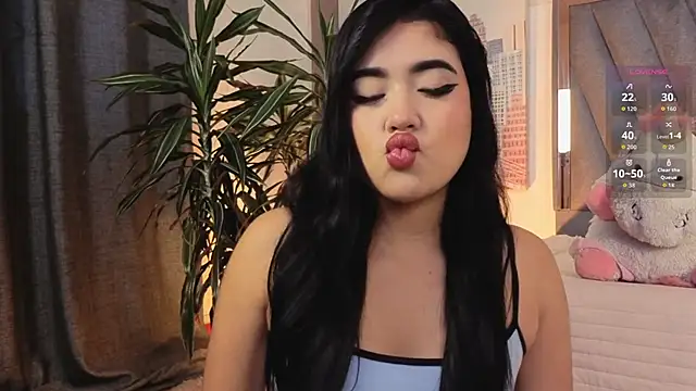 SweetiePie 3 online show from 05/19/26, 12:56
