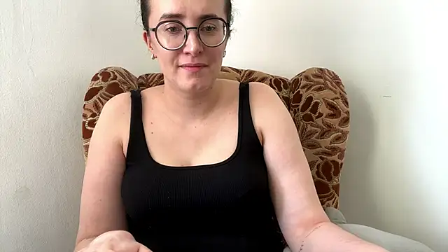 SofiaTease online show from 04/13/26, 12:20