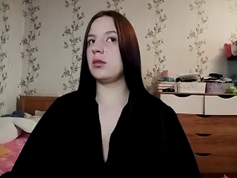 Snapshot of symmetryinvoid chatting on 04/12/26, 09:01 symmetryinvoid online show from 04/12/26, 09:01