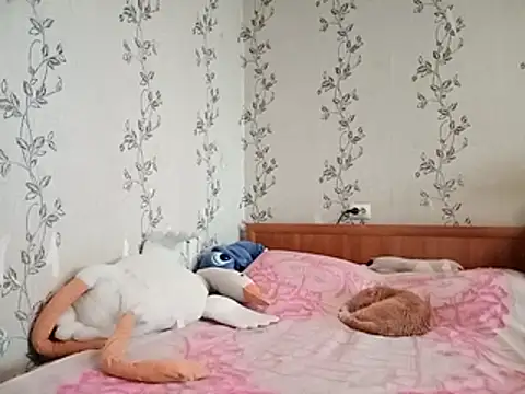 Snapshot of symmetryinvoid chatting on 04/03/26, 05:47 symmetryinvoid online show from 04/03/26, 05:47