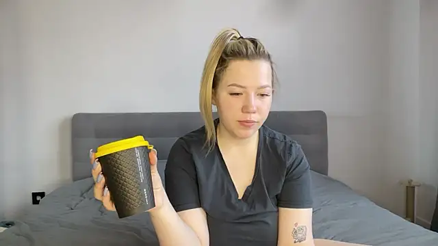 alyrasun online show from 03/19/26, 06:24