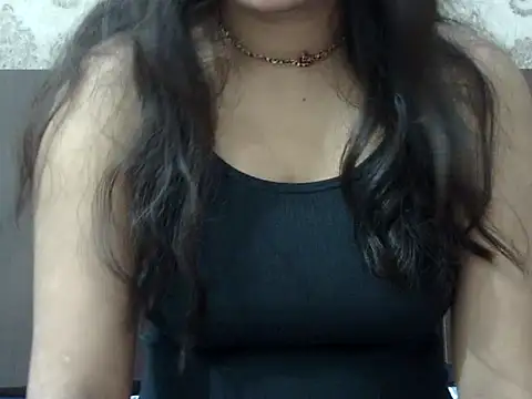 Snapshot of JANVI_06 chatting on 06/11/26, 08:33 JANVI 06 online show from 06/11/26, 08:33