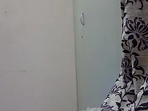 JANVI 06 online show from 04/15/26, 07:18