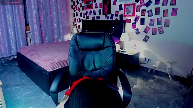 AmeliaMerris online show from 04/01/26, 08:39