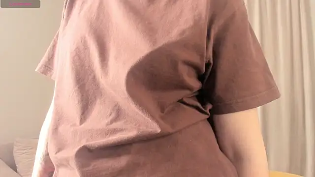 LareeGuzzo online show from 04/08/26, 07:15