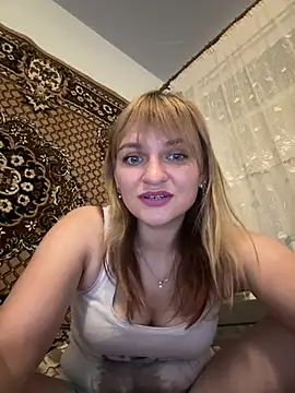 Snapshot of lovely_angel_baby chatting on 06/14/26, 06:20 lovely angel baby online show from 06/14/26, 06:20