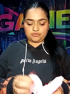 Haru summer online show from 03/10/26, 02:59