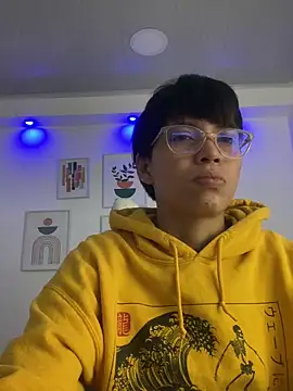 ivyheat3 online show from 03/07/26, 01:27