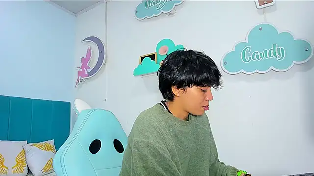 ivyheat3 online show from 04/25/26, 03:20