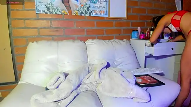 Snapshot of Badwolf818_ chatting on 03/21/26, 08:41 Badwolf818 online show from 03/21/26, 08:41