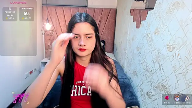 Snapshot of Zoe__Taylor__ chatting on 03/27/26, 11:55 Zoe Taylor online show from 03/27/26, 11:55