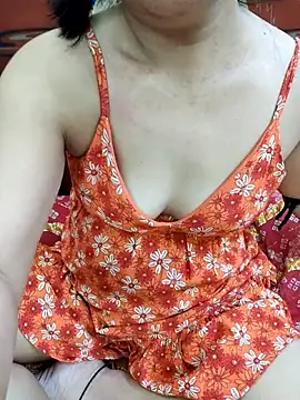 Snapshot of Manisha-Rai chatting on 04/28/26, 02:27 Manisha-Rai online show from 04/28/26, 02:27