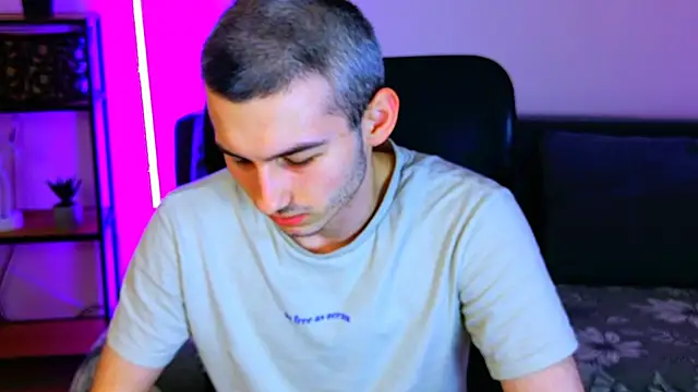 Magic Storms online show from 03/25/26, 01:06