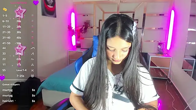 sofia belmont online show from 03/07/26, 02:00