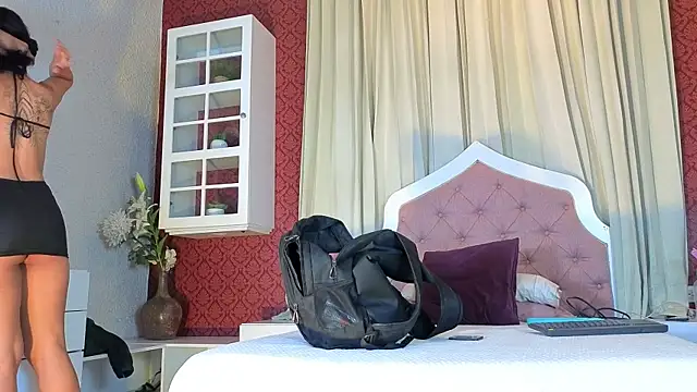 Sienna Dark online show from 04/22/26, 11:17