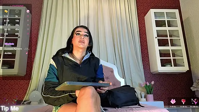 Sienna Dark online show from 04/17/26, 11:02