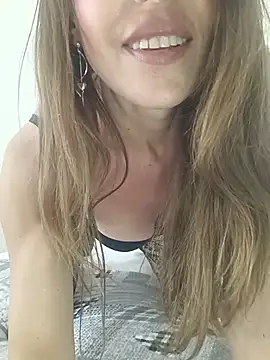 ChiaraFerraro online show from 05/26/26, 01:42