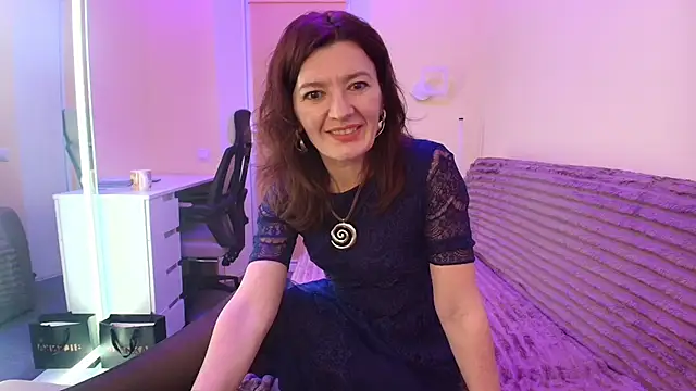 Bonnie Naughtyy online show from 06/17/26, 03:44