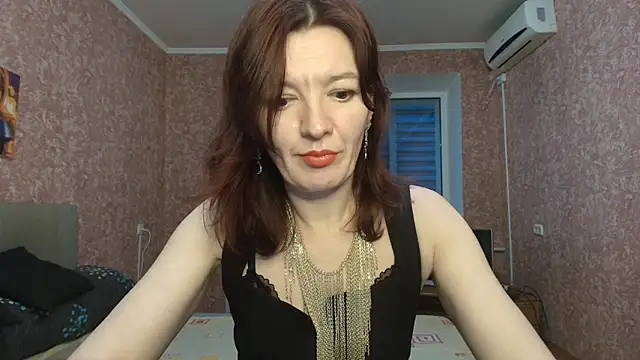 Bonnie Naughtyy online show from 04/18/26, 04:20